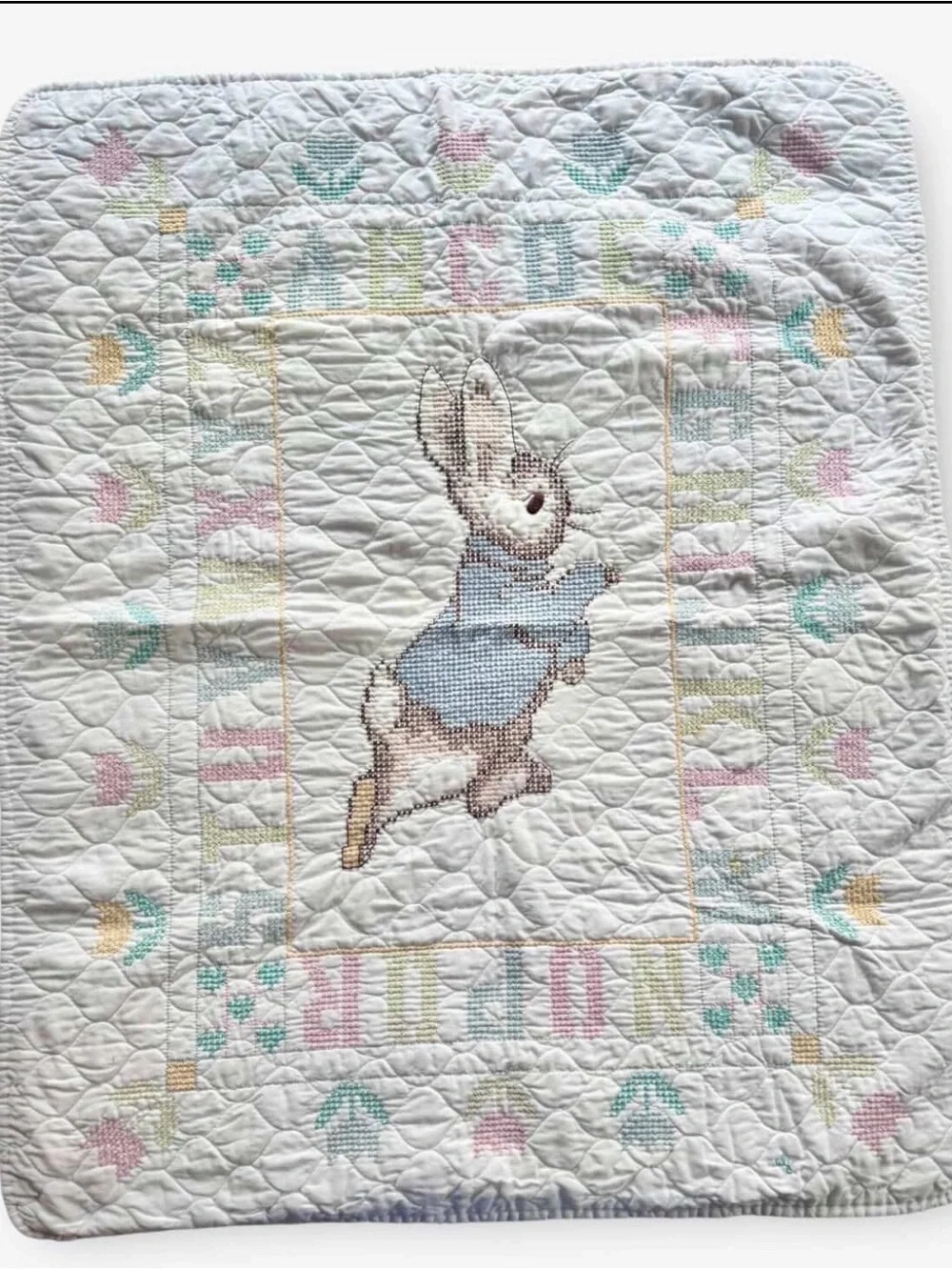 Vintage Bunny Appliqué Baby Quilt Peter Rabbit